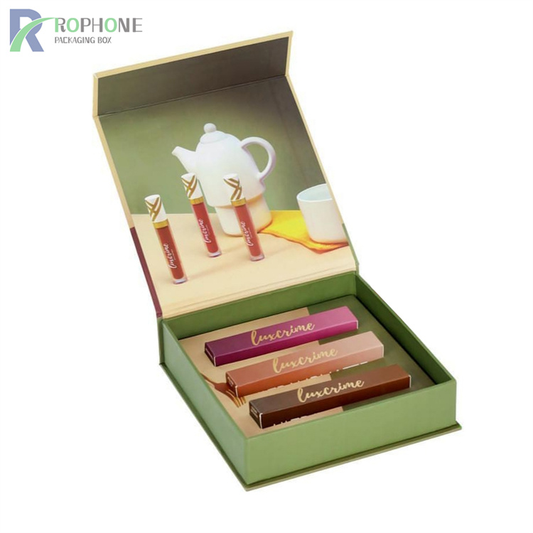 Kotak gloss bibir borong